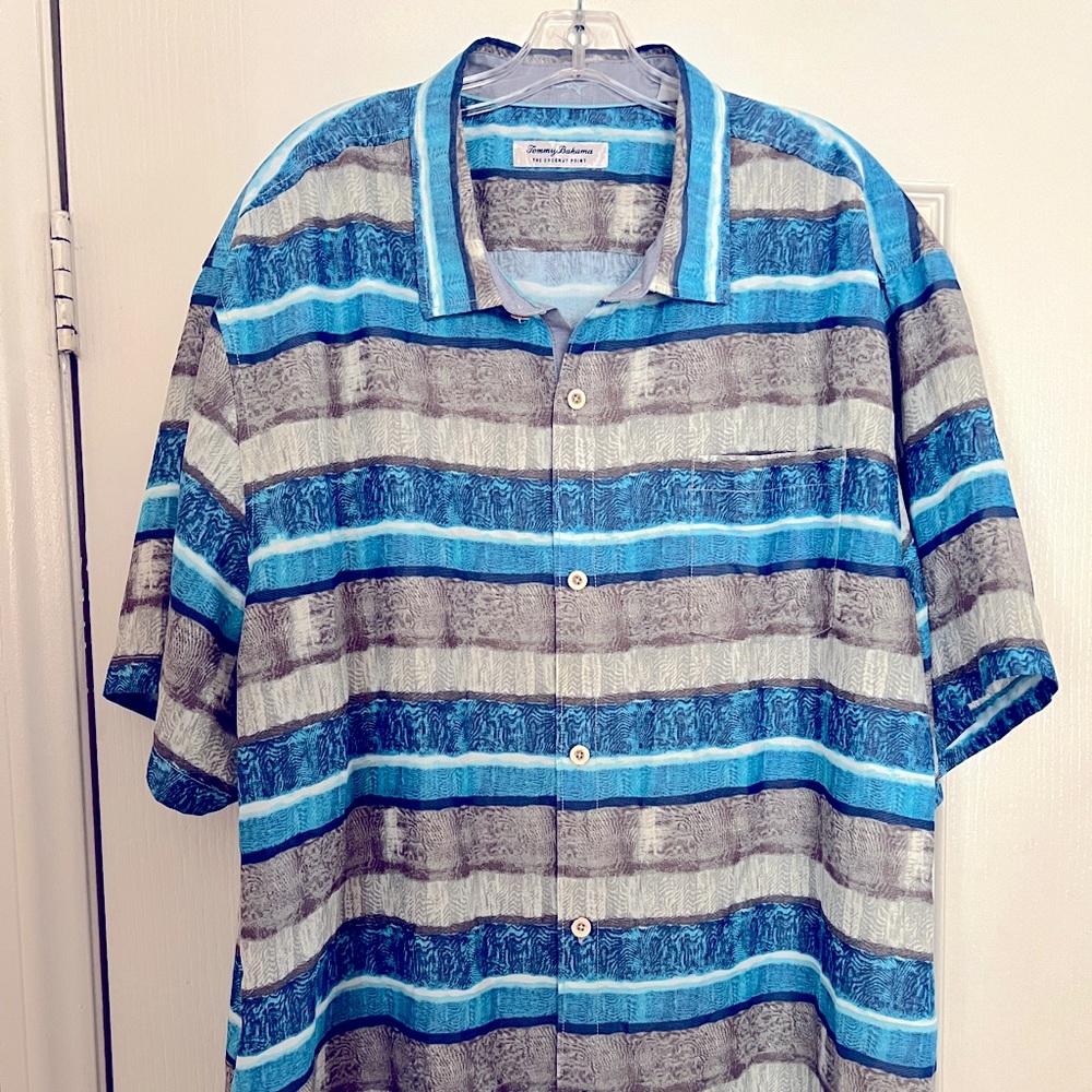 Tommy Bahama-The Coconut Point Button Down Camp Shirt - Sz. XXXL - EUC